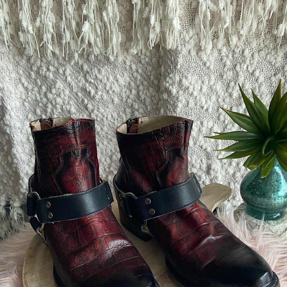 Freebird Santiago Harness Boot size 7
